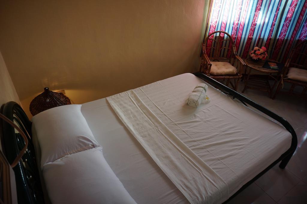Rama International Beach Resort Botolan Habitación foto